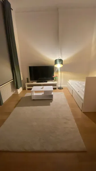 Kompakt und stilvoll: 1-Zimmer-Wohnung in Steglitz — photo 1